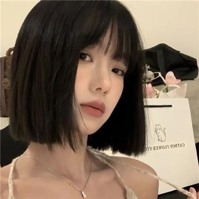 时尚房子品评家时尚子!海报