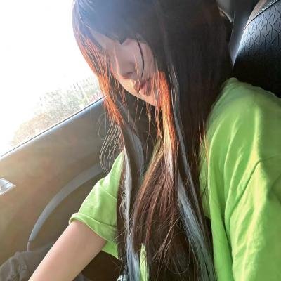 神圣性女海报