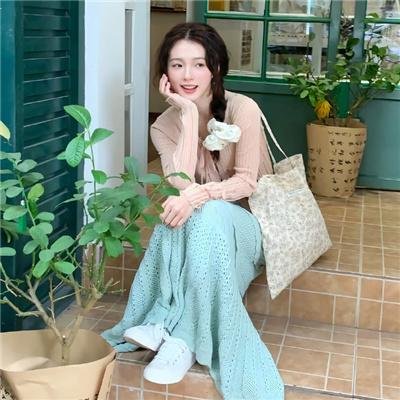 名人初乃玩海报